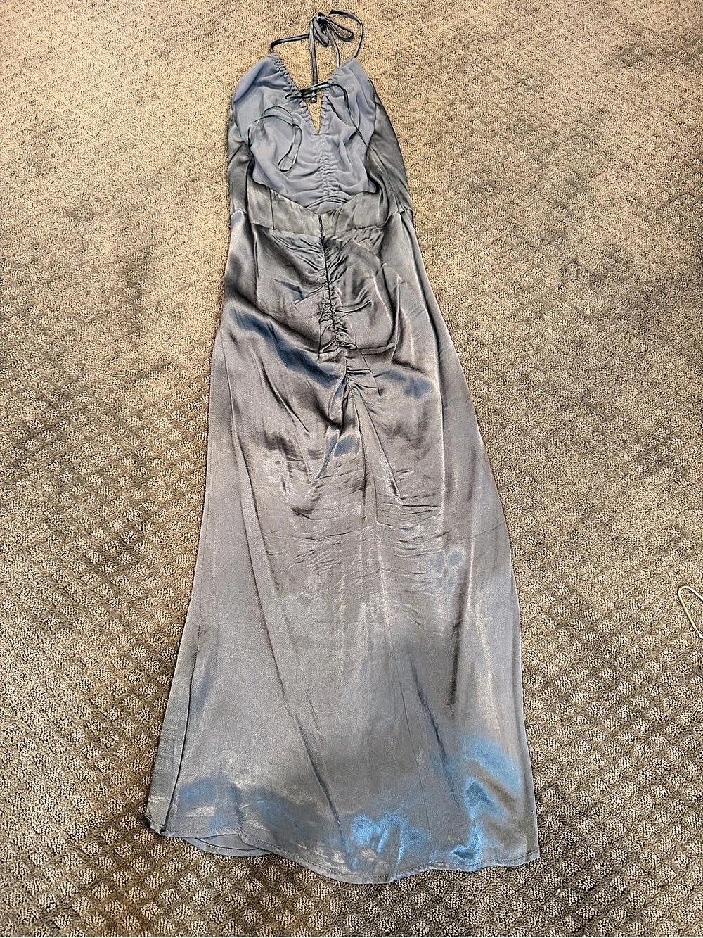 ASTR The Label Zaira Ruched Halter Midi Dress Gray Small - Picture 4 of 5